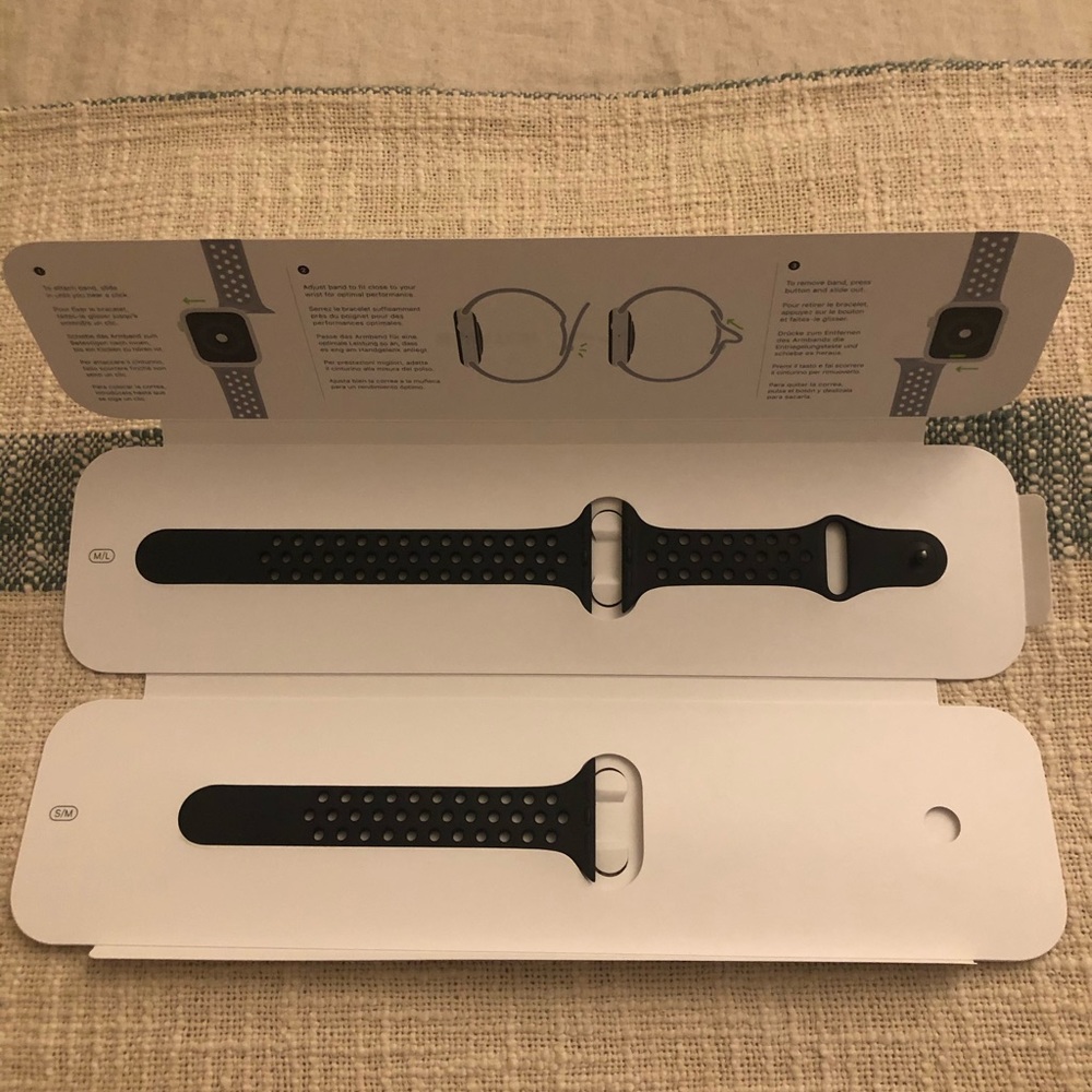 Black Nike Sport Band for Apple Watch Series 5